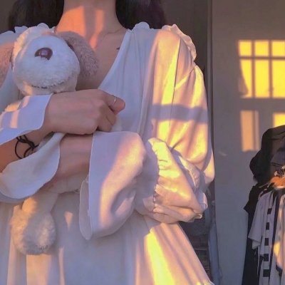 隔窗恋爱:咫尺相望